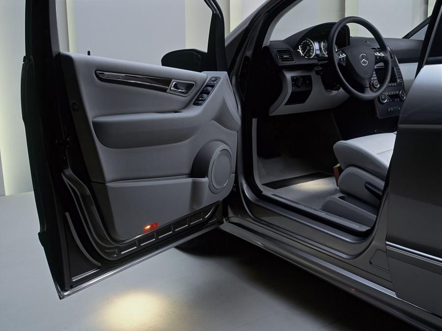  Mercedes-Benz A-Class 5-Door 2004 года  (фото 126 из 344)